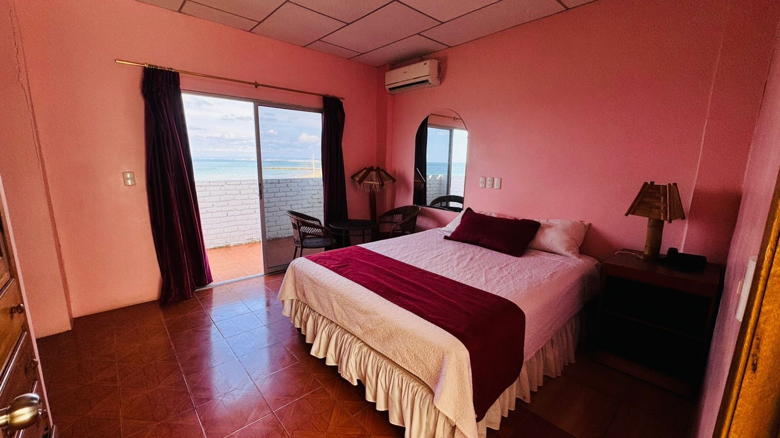 Habitación con vista al mar